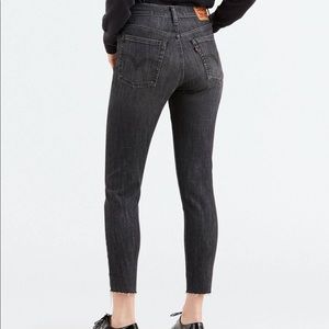 Levi’s Wedgie Black Skinny Jeans